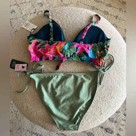 Floral bikini set - Picture 2 of 3